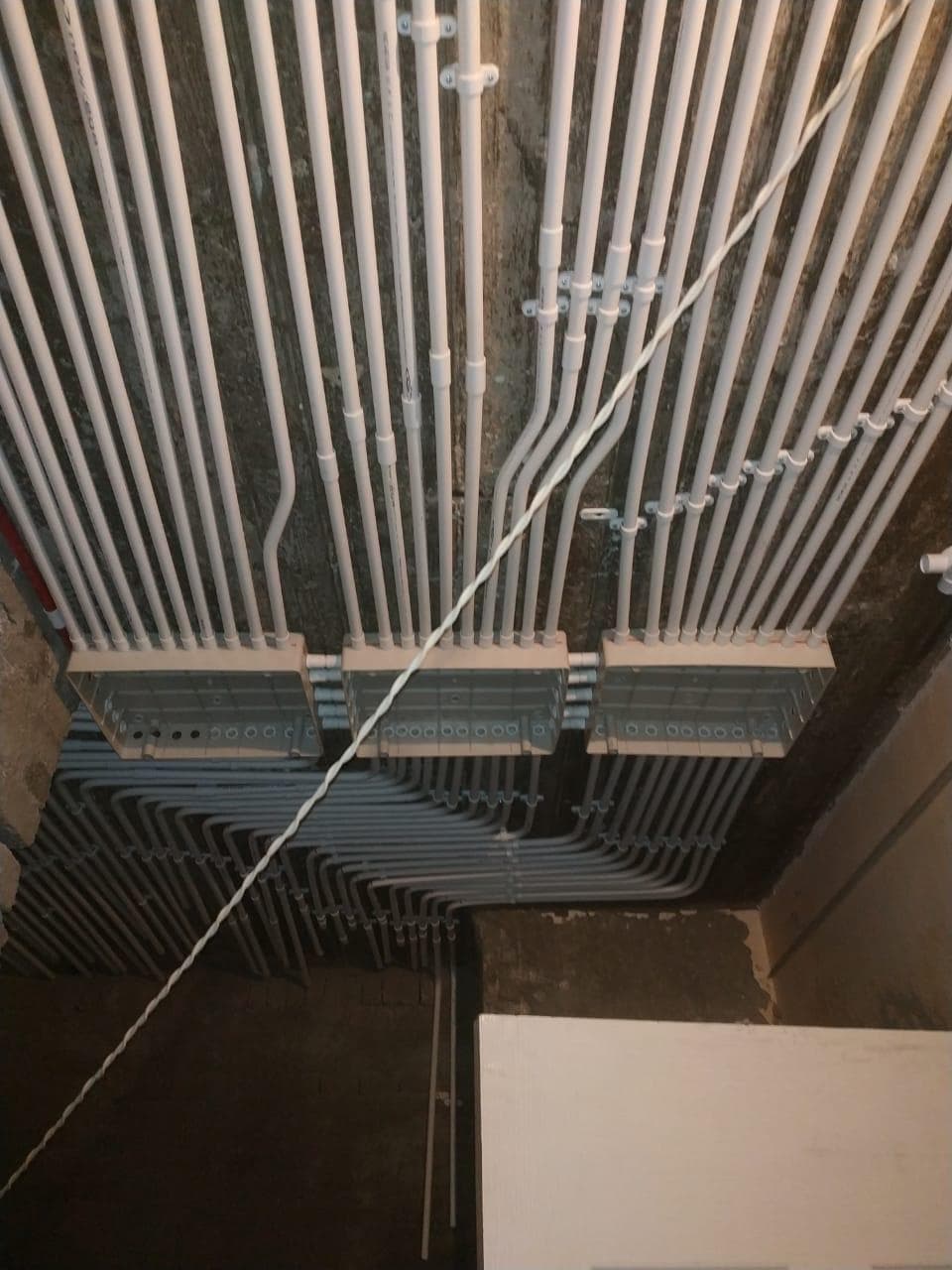 إدارة الكابلات